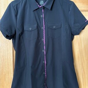 ZOIC women’s collared cycling shirt